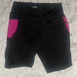 Womens Size Large Series 8 Shorts.